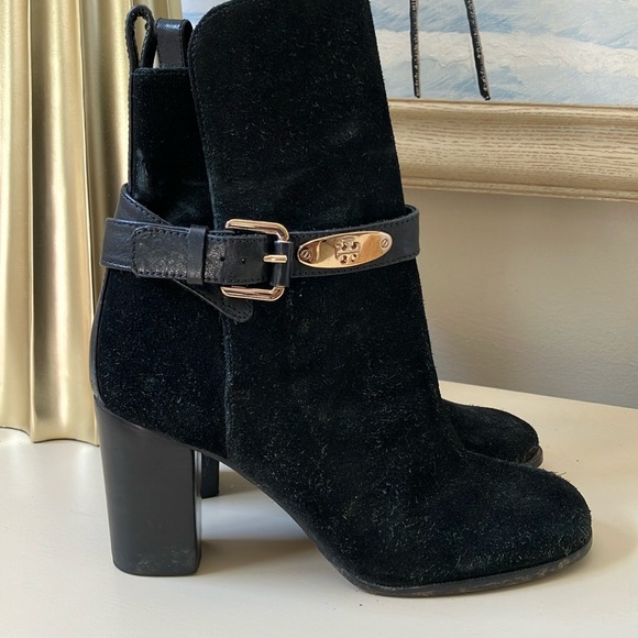 Tory Burch Shoes - Tory Burch Robynne Suede Heeled Bootie Ladies Size 6 Designer